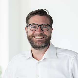 Dr. Benedikt Flöter