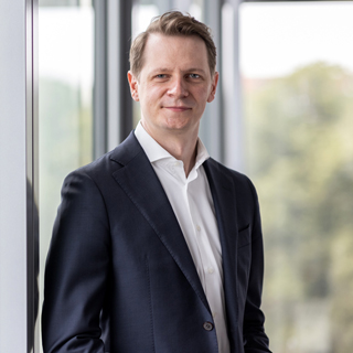 Dr. Johannes<br>Janning